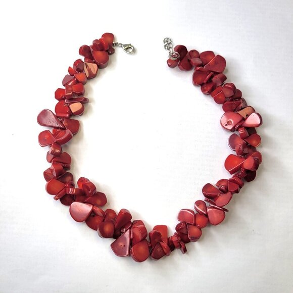 Red Teardrop Chunky Coral Necklace - Picture 13 of 16